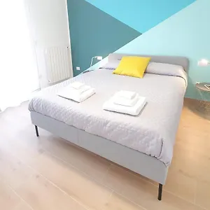 https://blue-sky-rooftop-apartments-bari-policlinico.barihotels.org