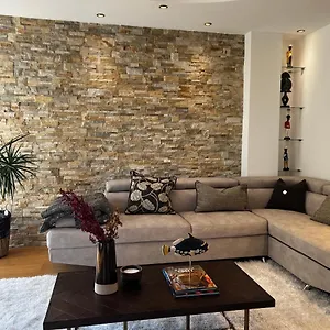 https://appartamento-lorient-express.hotelslidodijesolo.com
