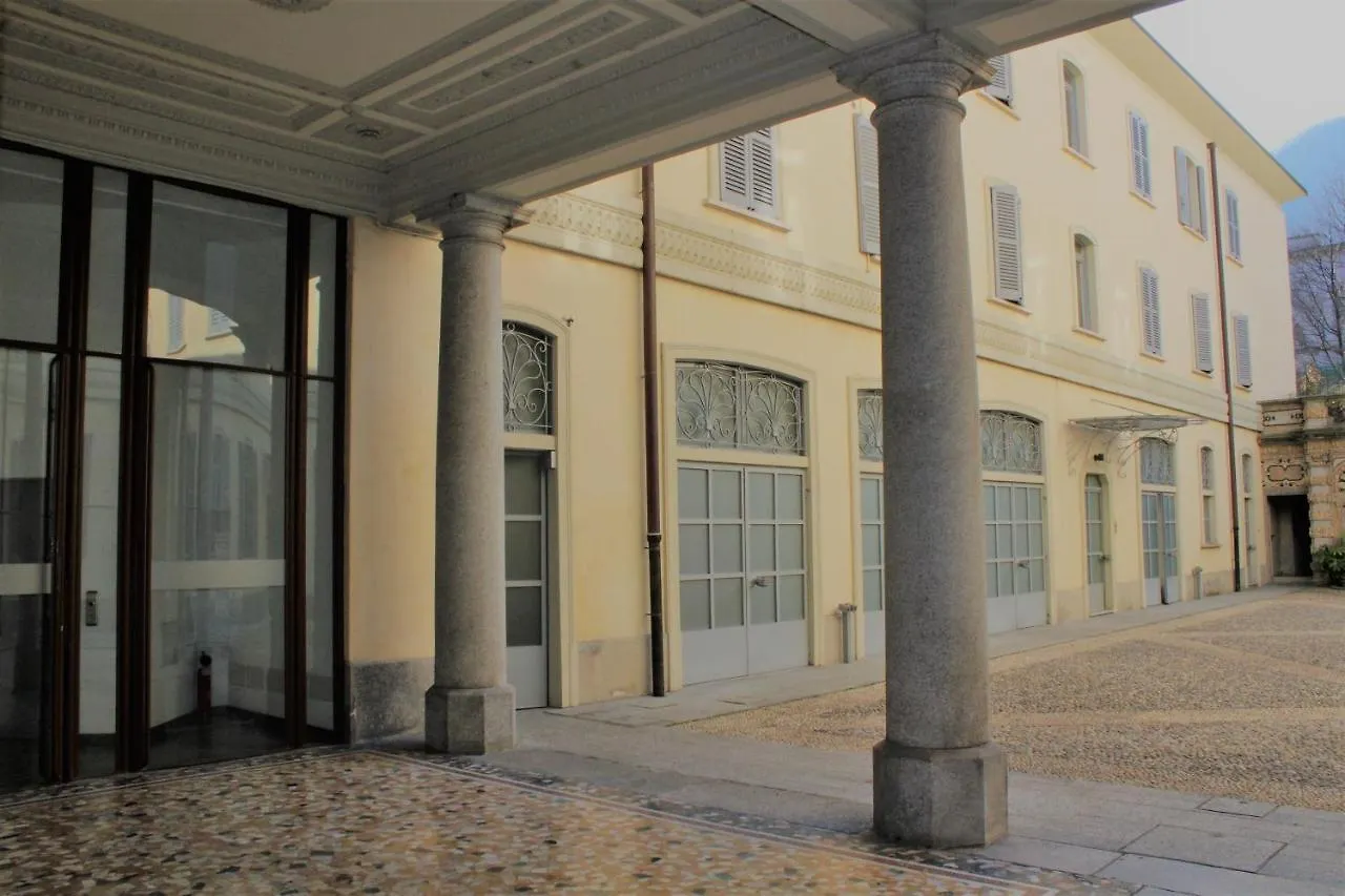 Palazzo Della Torre Elegant Apartment In Como Italy