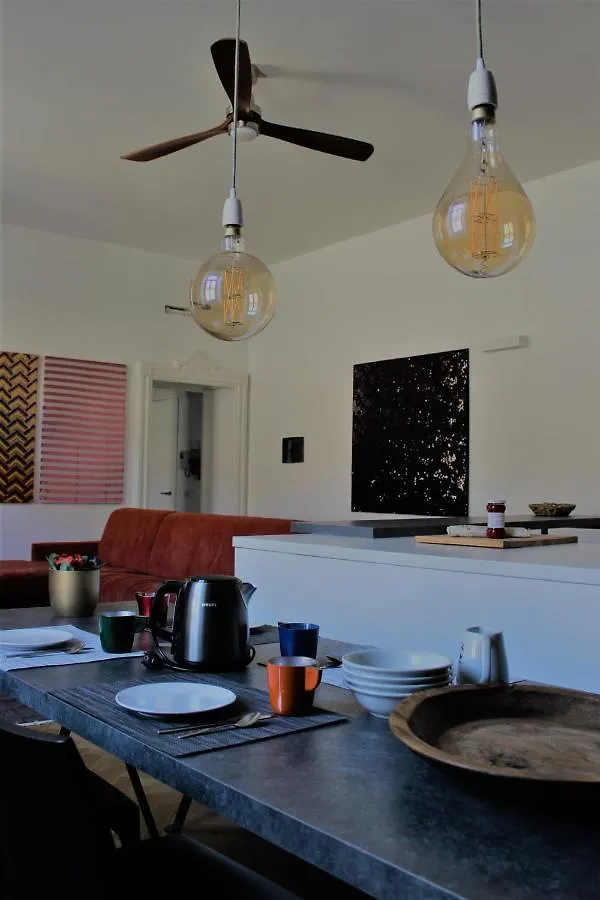 Palazzo Della Torre Elegant Apartment In Como 0*,  Italy